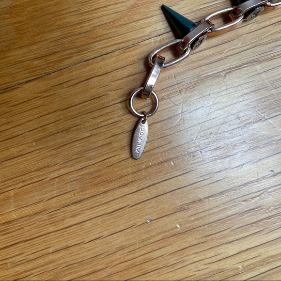 Jommi Lim Chain and Spike Rose Gold and Holographic Blue plated bracelet. - Picture 6 of 8